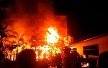 Barak Empat Pintu di Seruyan Ludes Terbakar