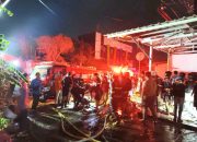 Cucu Selamatkan Nenek 80 Tahun dari Kobaran Api