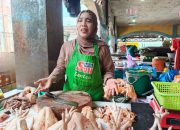 ‎Bertahan di Tengah Sepi, Minta Pemerintah Bersikap Adil