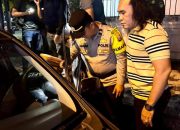 Lengah, Uang Jutaan Rupiah Ditaruh Mobil Ketika Parkir, Kaca Mobil Dipecah! Uang di Dashboard Lenyap