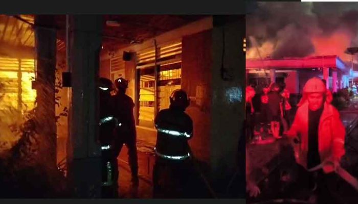 Bangunan Kafe di Jalan Nyai Balau Ludes Terbakar Usai Sahur