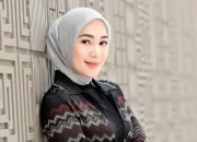 Netizen Menyebut, Erin Mantan Istri Andre Taulany Mencekik, Tendang, hingga Ancam ART dengan Pisau