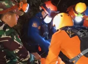 Tragedi Helikopter PK-CFX: Evakuasi 8 Jenazah, Termasuk Satu WN Malaysia
