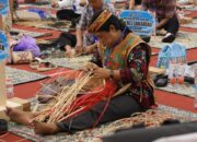 Budaya Dayak Warnai HUT ke-80 Bhayangkara