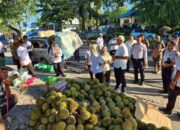 Pemkab Kobar Tertibkan Kawasan TPU
