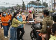 Lindungi Warga dari Asap, FKGMS Bagikan 8.000 Masker