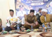 Bupati Pulpis Hadiri Safari Maulid di Desa Tahai Baru
