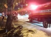 Motor Matic Terbakar di Depan Kafe Night Waltz, Dua Remaja Wanita Selamat