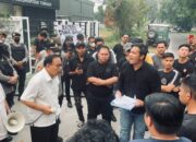 Massa Datangi Kantor GAPKI Kalteng, Pertanyakan Sikap Organisasi Soal Karhutla