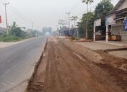 Proyek Pelebaran Jalan Trans Kalimantan Pulang Pisau Dikeluhkan Warga Mantaren
