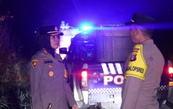 Kapolres Gunung Mas Pimpin Patroli Malam di Jalur Rawan Kahutla