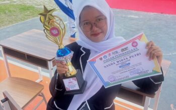 Angkat Karungut, Raih Juara Lomba Jurnalistik
