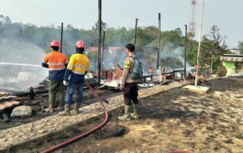 Siang Bolong Bangunan SMA Negeri 1 Sungai Babuat Berkobar, Kerugian Capai 2 Miliar Lebih